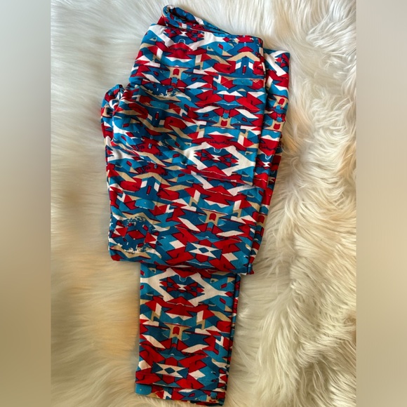 Lularoe TC Leggings - Picture 1 of 2